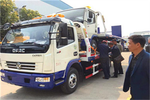 定州汽车道路救援拖车价格
